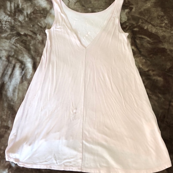 BCBGeneration flowy tank top - Picture 5 of 7
